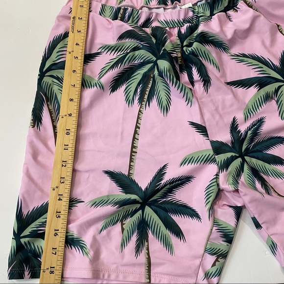 Palm tree cozy soft shorts Men size 2XL - Picture 8 of 8